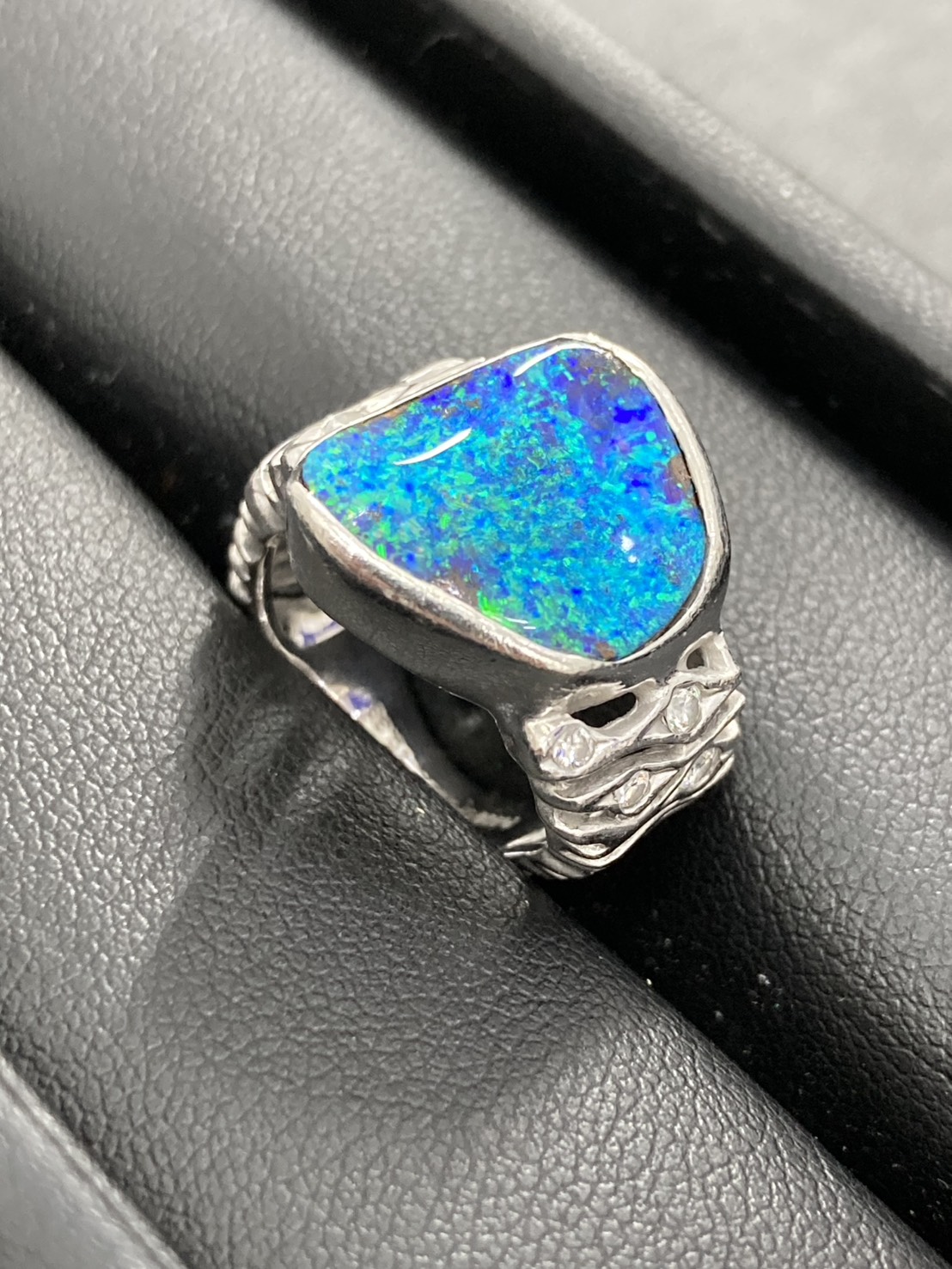 【買取実績】オパールのプラチナリング✨お買取りさせていただきました✨ 買取大吉 川崎南加瀬店 【神奈川県】