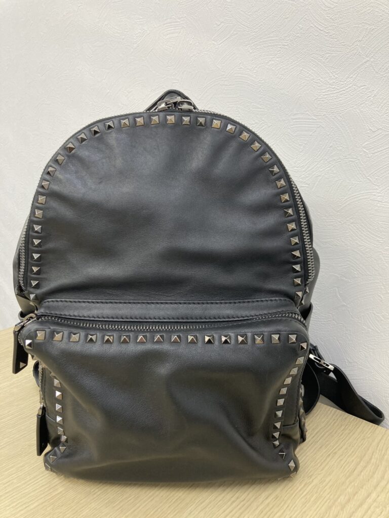 【買取実績】ヴァレンティノ　ロックスタッズ・リュックサック✨お買取りさせていただきました✨　買取大吉　川崎南加瀬店　【神奈川県】