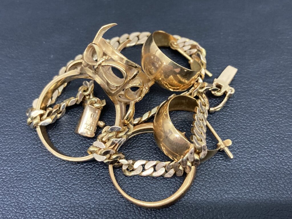 【買取実績】古い金アクセサリー✨✨✨買取大吉　川崎南加瀬店　【神奈川県】